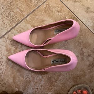 Steve Madden pointy toe pumps